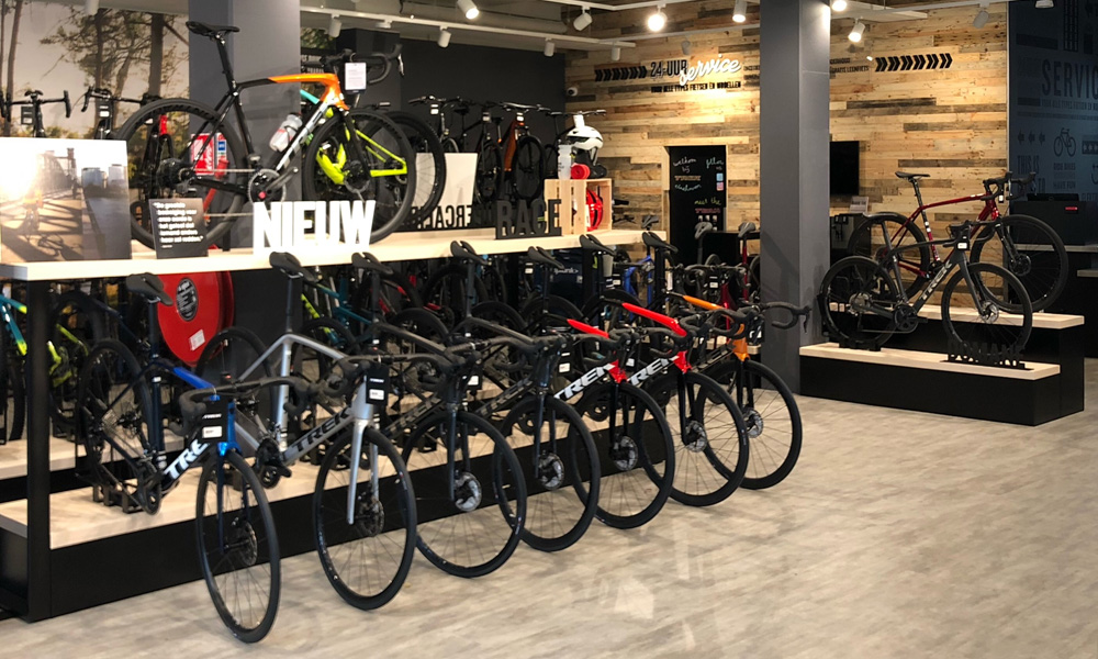 Voorbereiding US dollar kwartaal Trek opent vijfde winkel in Eindhoven | Mountainbike.nl