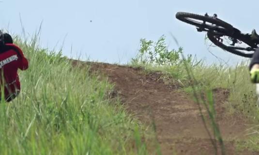 /sites/default/files/styles/article_list_xs/public/2019-06/Belg-nieuwe-MTB-spektakelfilm.jpg?itok=d5qYjlUb