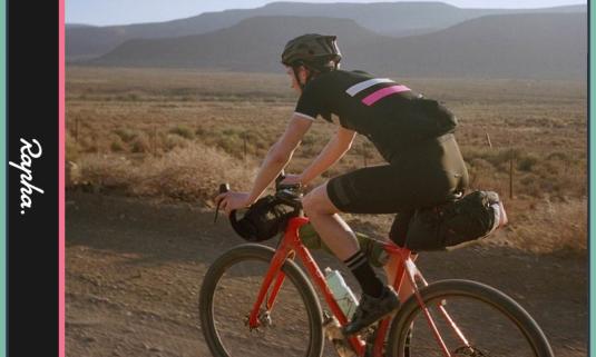 /sites/default/files/styles/article_list_xs/public/2019-06/Rapha-bib-1.jpg?itok=oZHcorL3