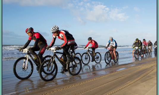 /sites/default/files/styles/article_list_xs/public/2019-06/beachrace-1.jpg?itok=xFrZGTZm