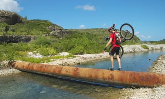 /sites/default/files/styles/article_list_xs/public/2019-06/crossing-Jan-Kok-lagune.jpg?itok=CKjLGgnF