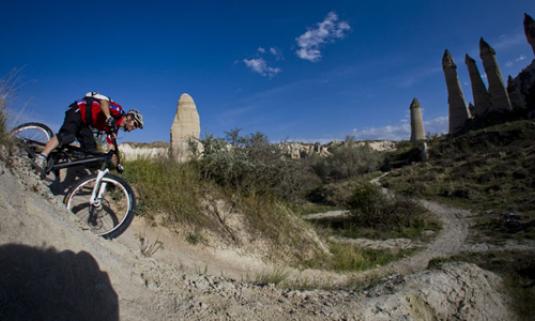 /sites/default/files/styles/article_list_xs/public/2019-06/fairy-chiney-singletrack.jpg?itok=CBcBwD0s