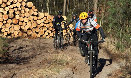 /sites/default/files/styles/article_list_xs/public/2020-01/Wintermarathon-Lemelerveld.jpg?itok=FspEf5WE