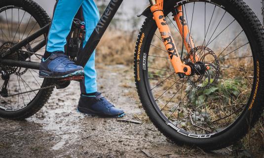 /sites/default/files/styles/article_list_xs/public/2022-03/ENDURA_SHOE_SELECTS_000-81.jpg?itok=M5eByaSm