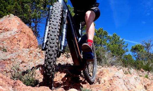 /sites/default/files/styles/article_list_xs/public/2023-01/pirelli-scorpion-1.jpg?itok=BWLMqq7-