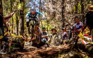 Josh Carlson van het Giant Factory Off-Road Team