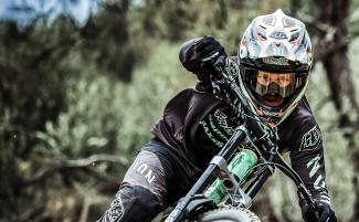 Troy Lee Designs D4