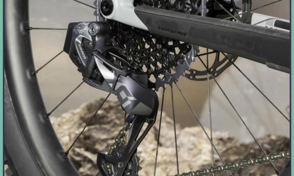 Convergeren Mondwater porselein Electronisch schakelen en droppen met SRAM Eagle- en Reverb AXS |  Mountainbike.nl